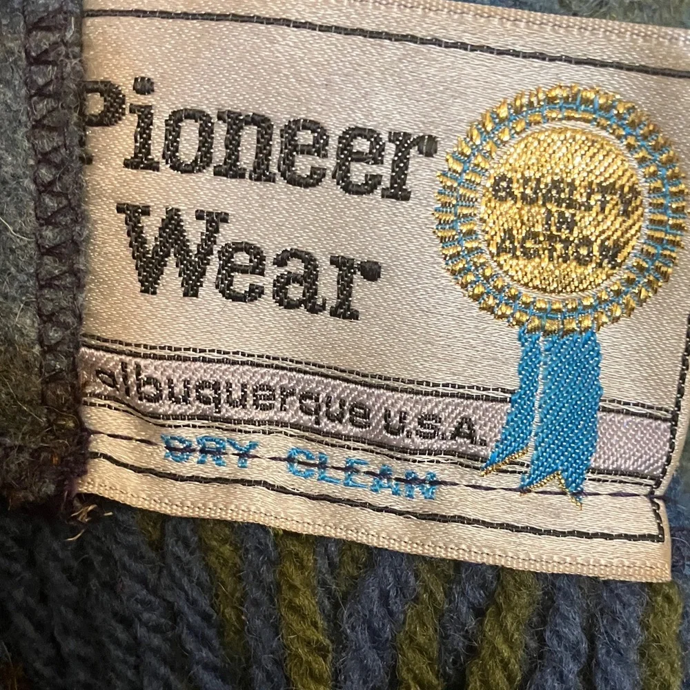 PIONEER Wear Blue and Green Plaid Poncho - Picture 2 of 7